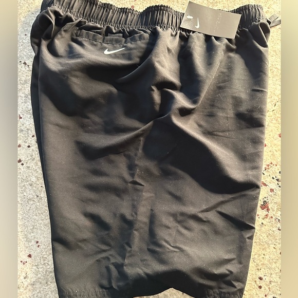 Nike men’s swim trunks. Can be used as shorts. Size L. - Picture 4 of 5